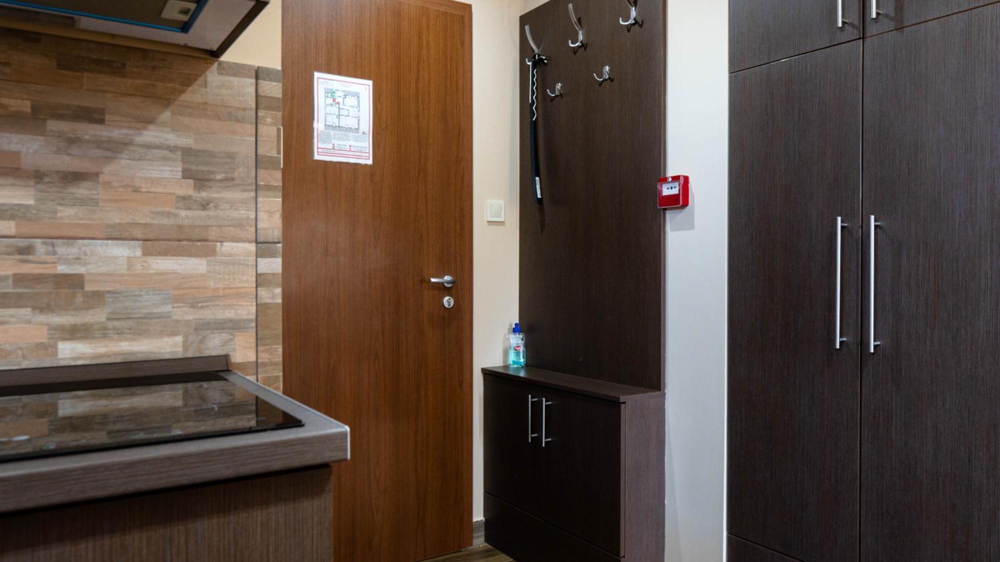 Family Apartman Eplény Esterno foto